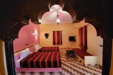 Отель Jnane La Kasbah