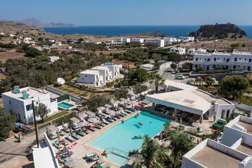 Hôtel Lambis Studios & Apartments