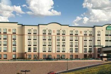 Hotel Wingate By Wyndham Chihuahua
