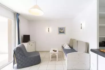 Rezydencja Garden & City Sixfourslesplages