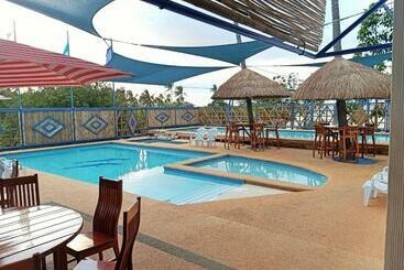 هتل Rainbow Bay Beach & Dive Resort