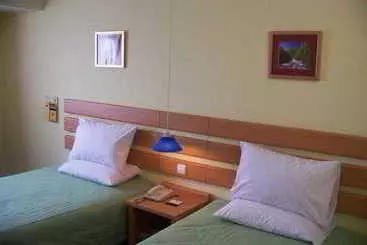 Hotel Home Inn Zhongshan Road