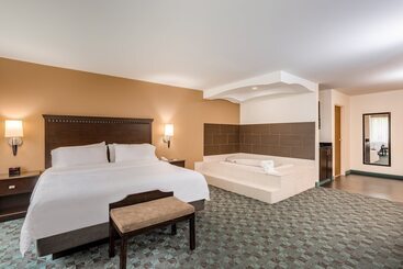 Holiday Inn Express Hotel & Suites Canton, An Ihg