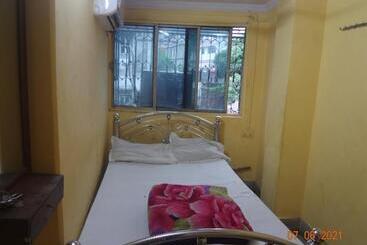 בית מלון כפרי Kh Guest House