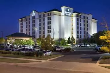Отель Embassy Suites By Hilton Denver International Airport