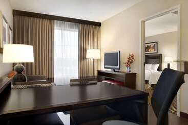 호텔 Embassy Suites By Hilton Jackson North Ridgeland