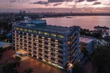 Delta Hotels By Marriott Dar Es Salaam