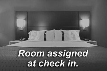 בית מלון כפרי Holiday Inn Express & Suites North Dallas At Preston, An Ihg