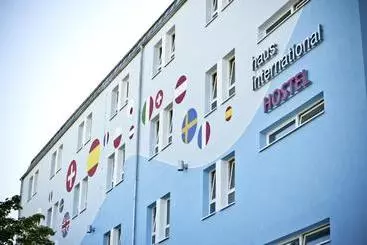 호텔 Haus International Hostel
