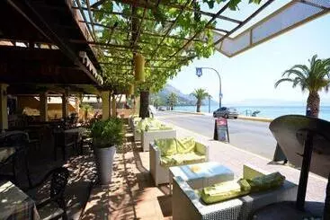 בית מלון כפרי Mega