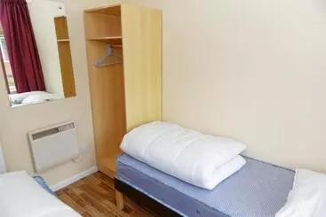 فندق Southport Holiday Park