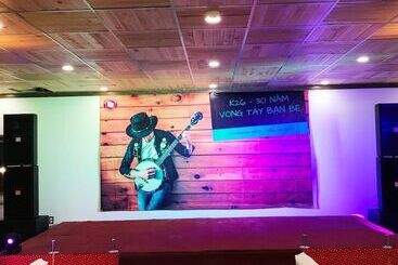 Oceanward Hotels & Resorts