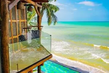 Hotel Rch Luxury  & Pool