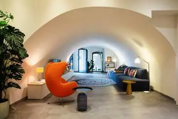 Loft 188 Luxury Apartment