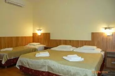 Bed and Breakfast Mátraházai üdülőház