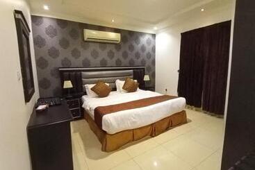 Celine Al Motamayza Apartments