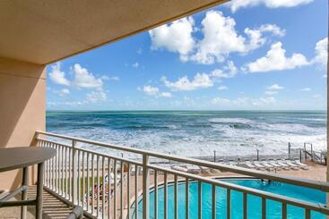 מלון דירות Paradise Beach Club   Oceanfront And Penthouse