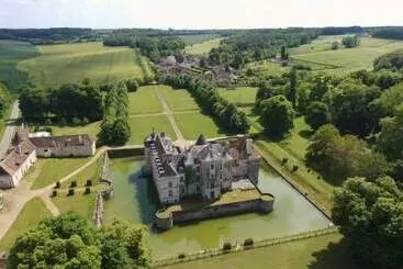ベッドアンドブレックファースト Le Château De Boussay