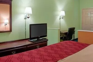 فندق Econo Lodge Canton I55