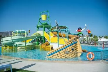 Отель Senseana Sea Side Resort & Aquadventure