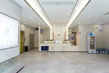 Hotelli 7 Days Inn Xingyi Pingdong Avenue