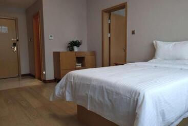 Otel Greentree Inn Jinzhong Xiyang County Bus Station Business