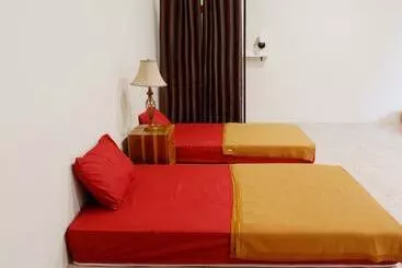 Besopok Hostel