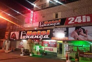 ホテル Bonança