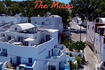 هتل The Muse Of Santorini   Hot Tub Suites