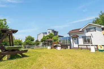 Yeosu Noeul Walk Pet Pension