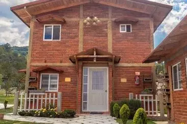 ホテル Cabañas Puerta Del Viento