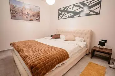 Magico Rooms & Apartments