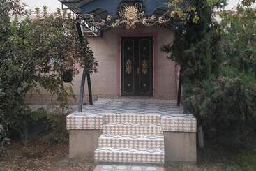 Bed and Breakfast Western House