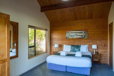 فندق Kimi Ora Eco Resort