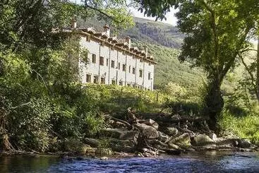 Mökkimajoitus Ribera Del Corneja