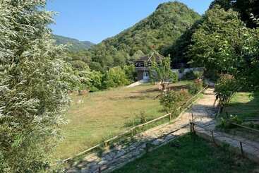 هتل Sakli Cennet Esadiye