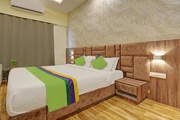 Tripli Hotels Le Shelton