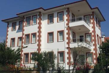 Aparthotel Ugurevler Apart