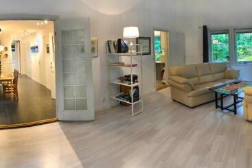 Bed and Breakfast Granbackens Bob