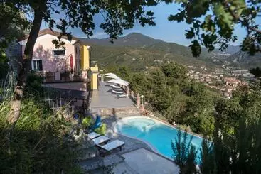 Huoneistohotelli Villa Lice Verici
