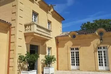 Aamiaismajoitus (B&B) Maison Coqueréaumont