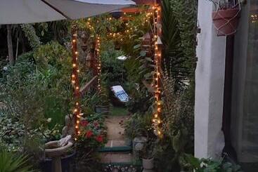 Bed and Breakfast Osborne Lodge