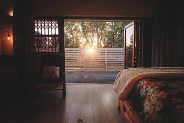 膳宿费 The Cottage Farm