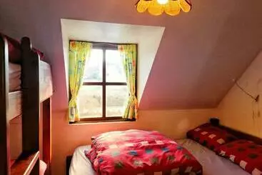 Hotel Aille River Tourist Hostel And Camping Doolin