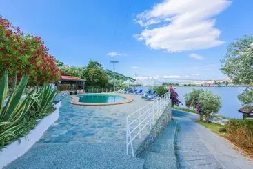 آپارتمانهای توریستها Villa Ariadni