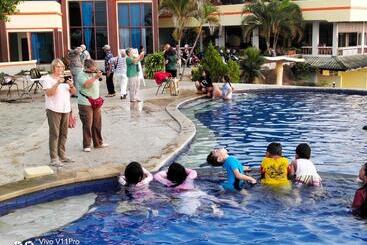 Bukit Kenari Hotel & Restaurant