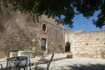 ベッドアンドブレックファースト Casina Di Grotta Di Ferro