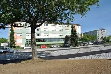 Pansiyon Ethic Etapes Dijon Accueil 24h24 Et Parking Gratuit