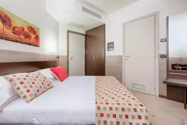 هتل Continental Urban Art