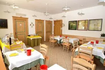 Hotel Garnì San Giorgio Della Scala Rooms And Breakfast